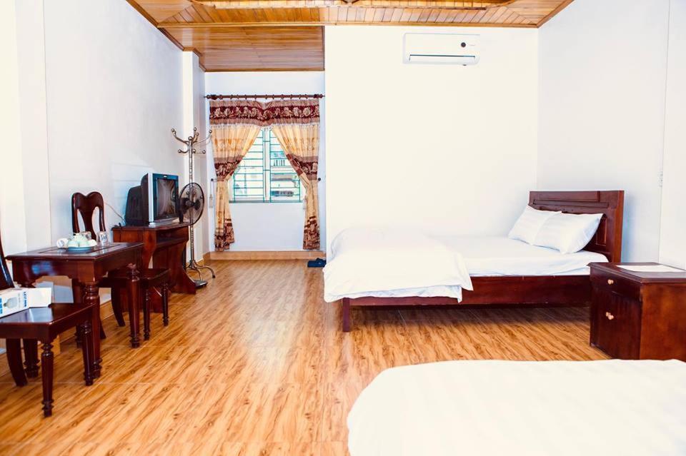 Hung Thinh Hotel Ban Gum Eksteriør billede